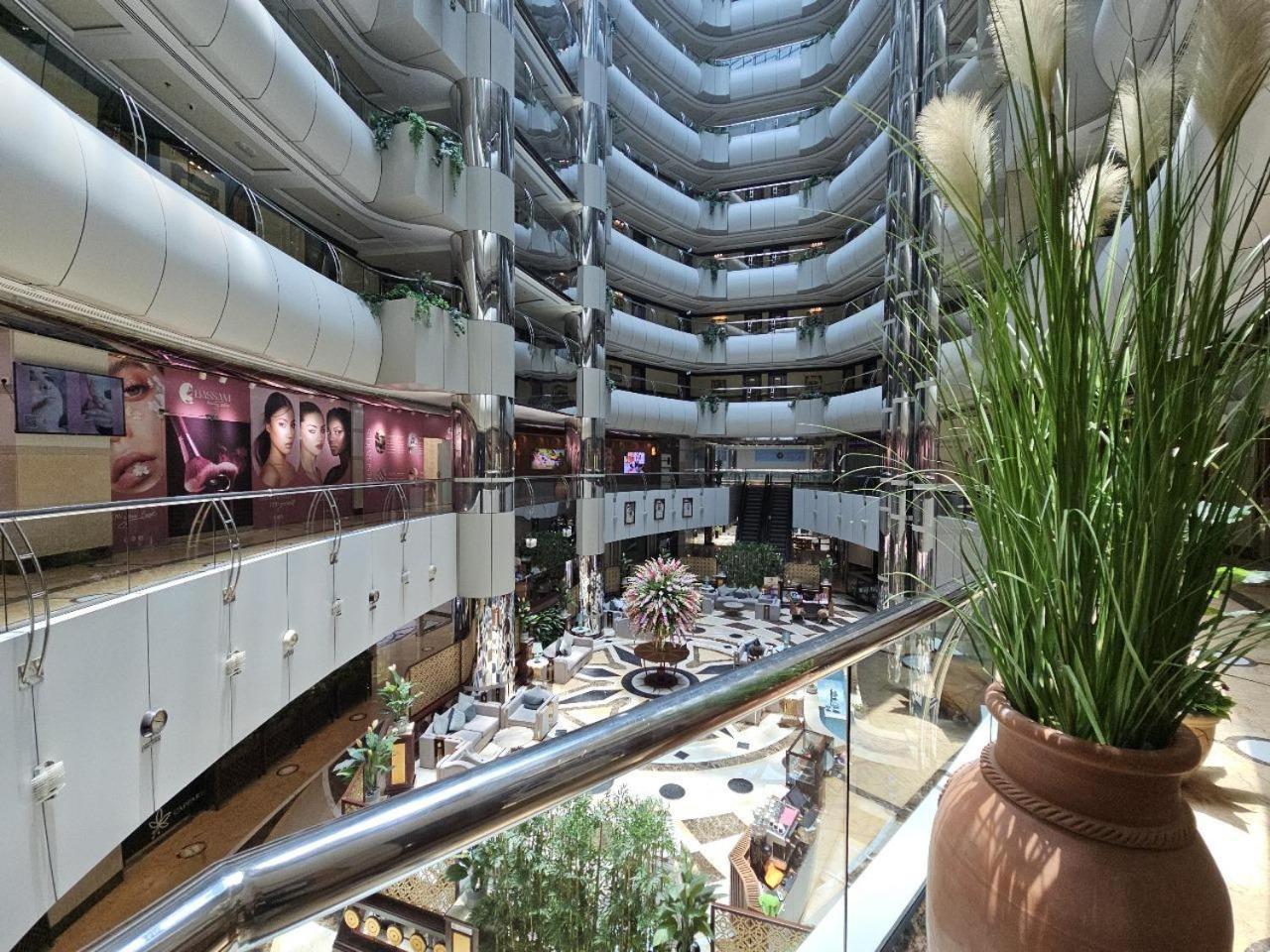 Royal Concorde Hotel & Suite Dubai Dış mekan fotoğraf
