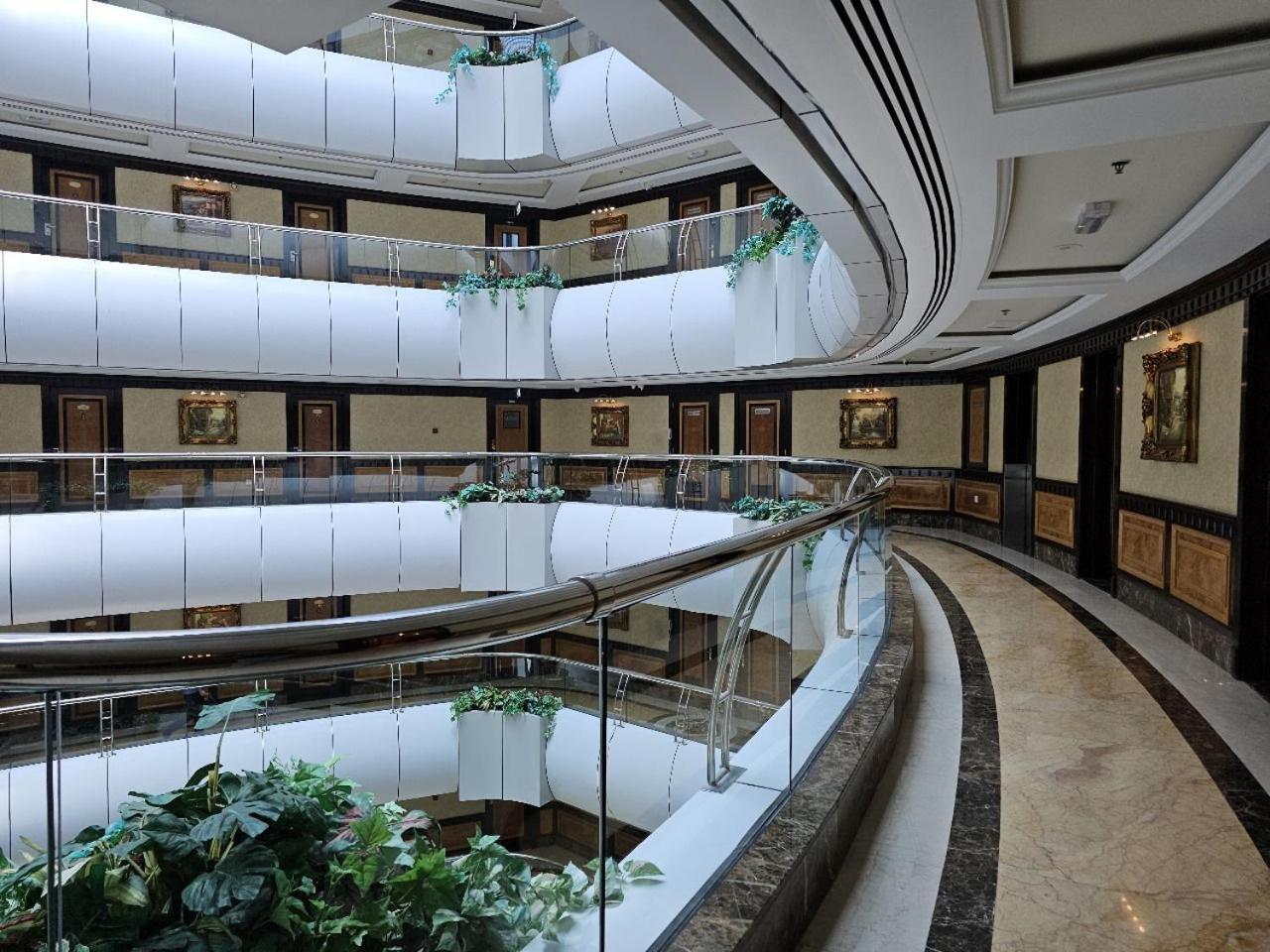 Royal Concorde Hotel & Suite Dubai Dış mekan fotoğraf