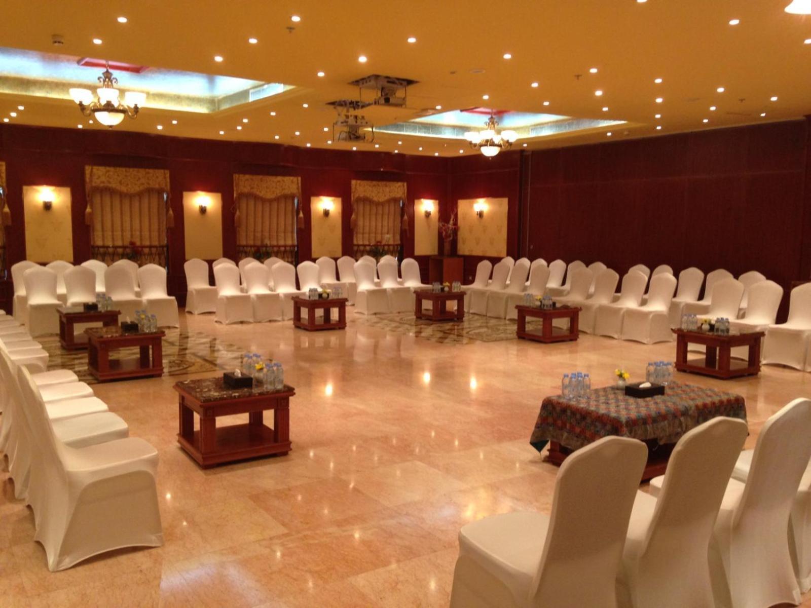 Royal Concorde Hotel & Suite Dubai Dış mekan fotoğraf