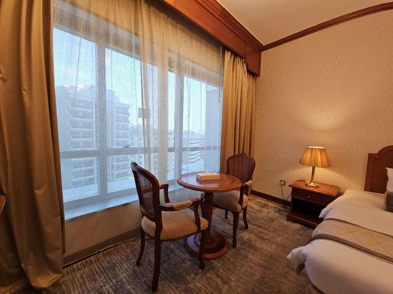 Royal Concorde Hotel & Suite Dubai Dış mekan fotoğraf